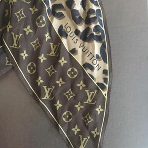 Louis Vuitton Scarf Monogram Authentic & New